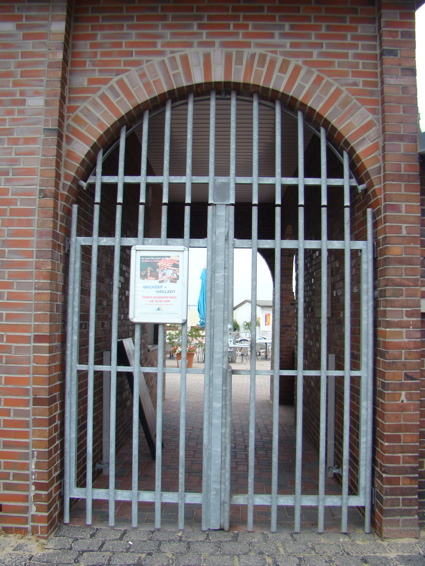 Thedoorofbeachimrentuzun3