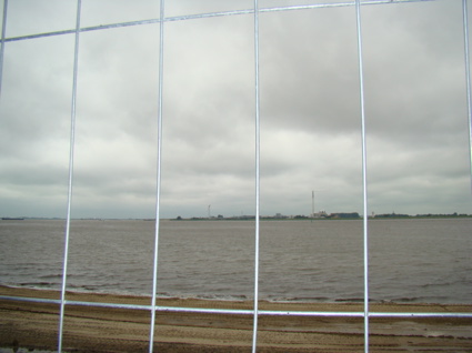 Infrontofthebeachimrentuzun8