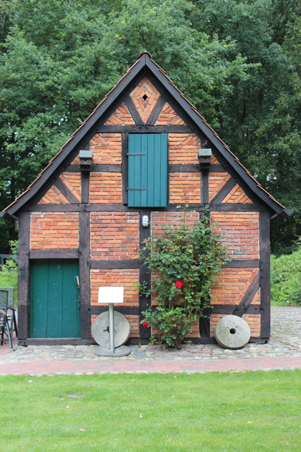 Villagehourseimrentuzun2