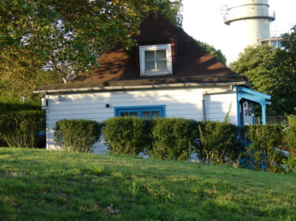 Wilkeatelieroutsideimrentuzun5